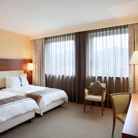 Holiday Inn Salerno-Cava De' Tirreni By Ihg Exterior photo