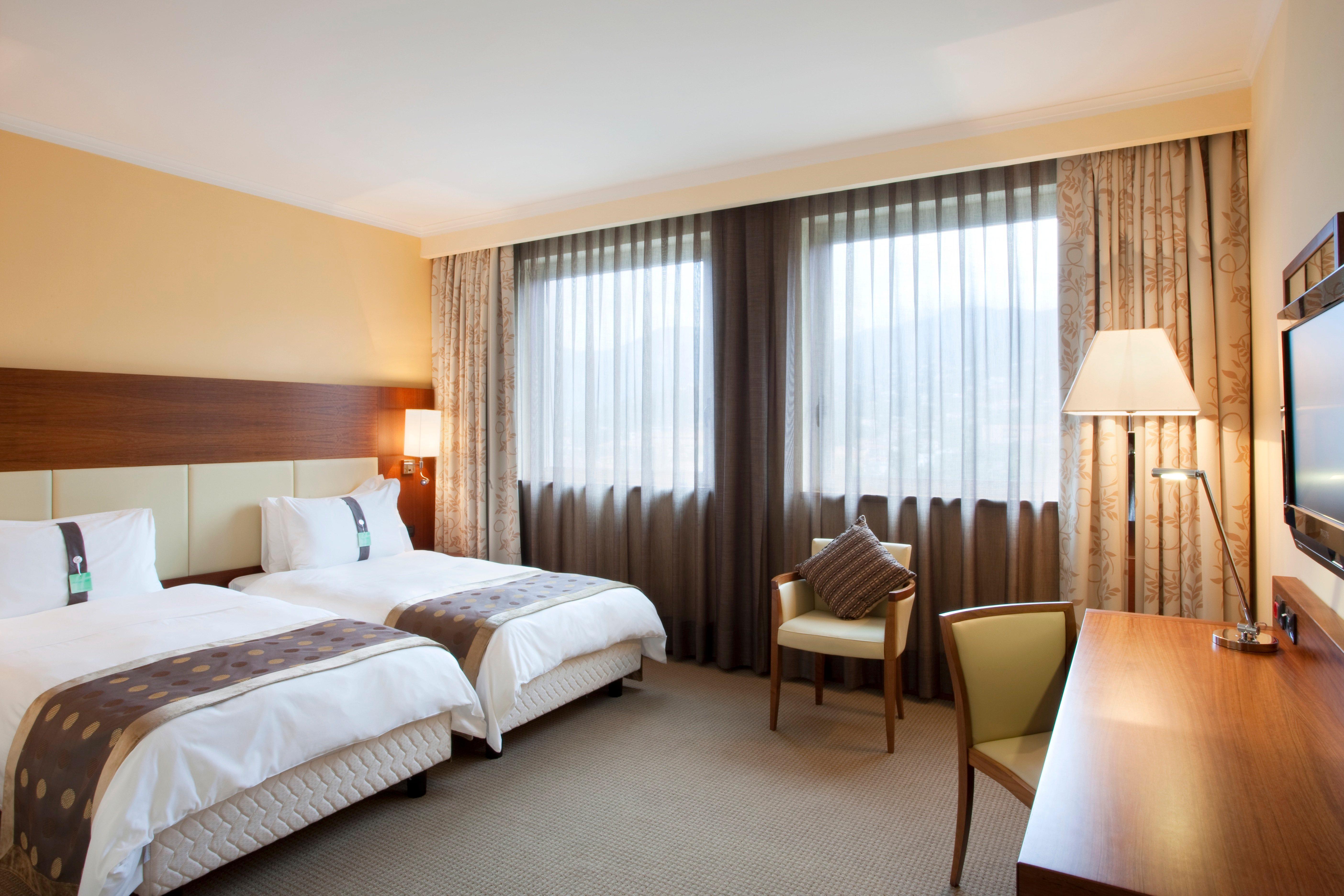 Holiday Inn Salerno-Cava De' Tirreni By Ihg Exterior photo
