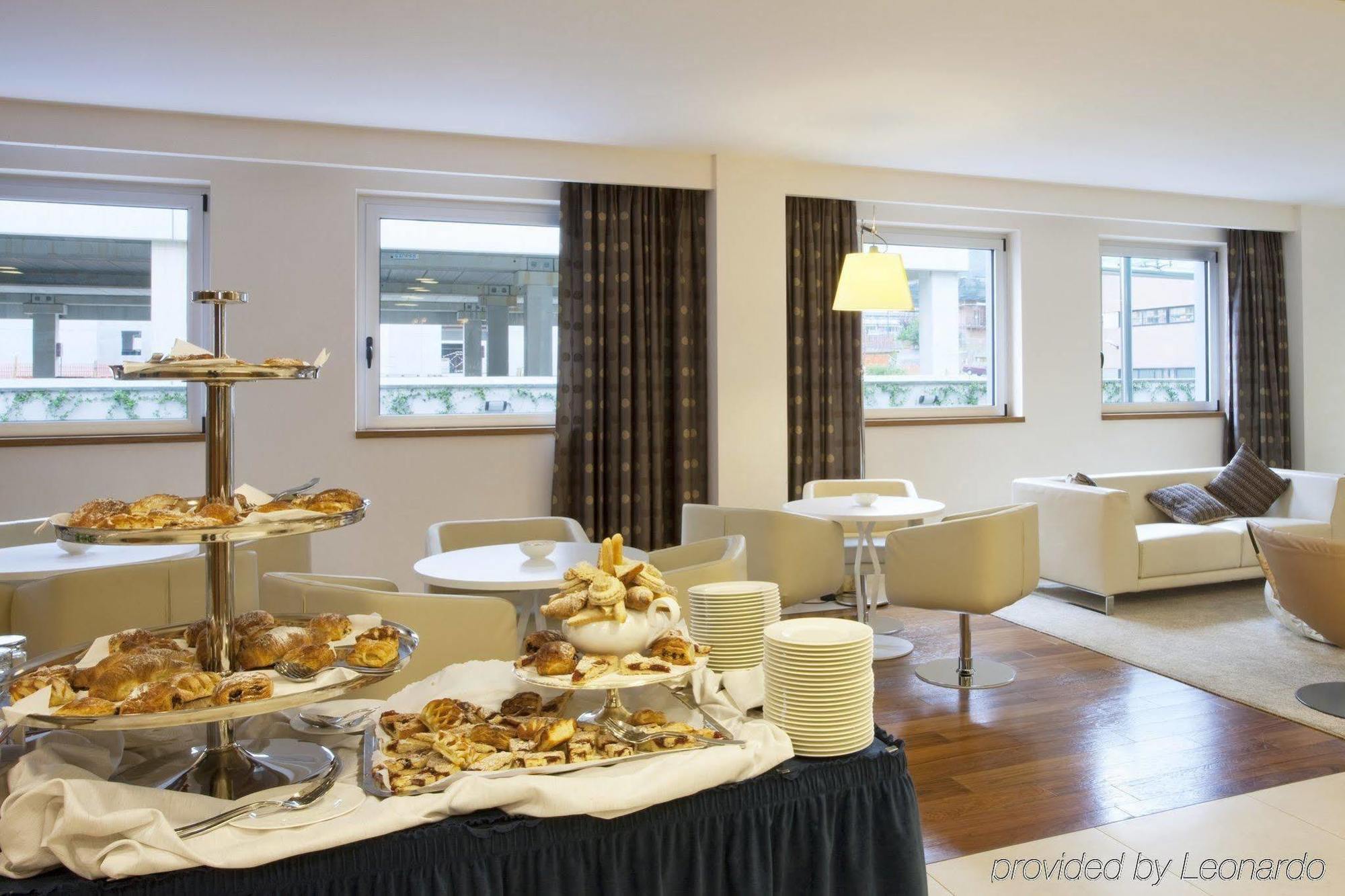 Holiday Inn Salerno-Cava De' Tirreni By Ihg Restaurant photo
